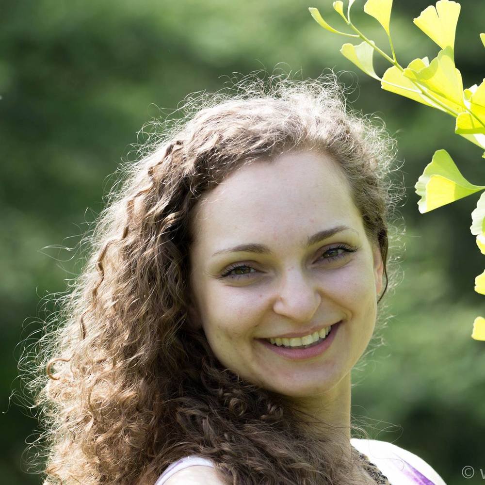 Meet your Posher, Alla